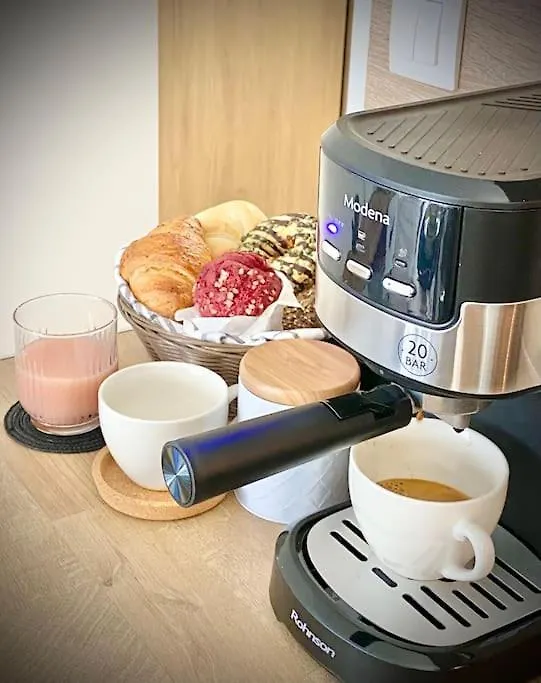 Apartament Best Studio For Business & Family Super Fast Wi-Fi Płowdiw 0*,