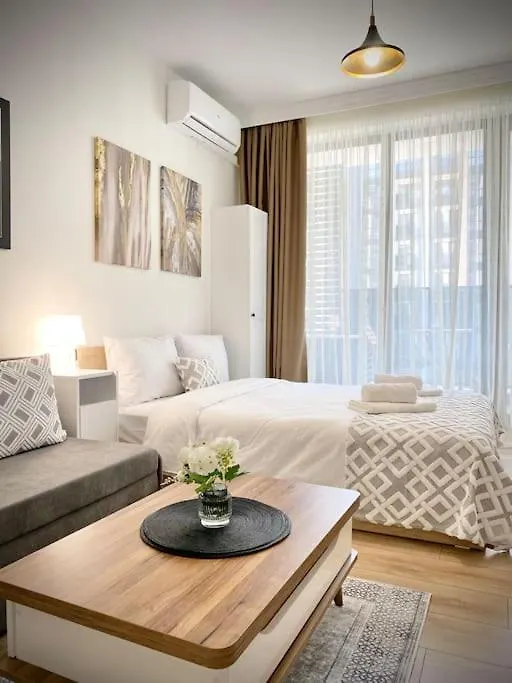 Apartament Best Studio For Business & Family Super Fast Wi-Fi Płowdiw