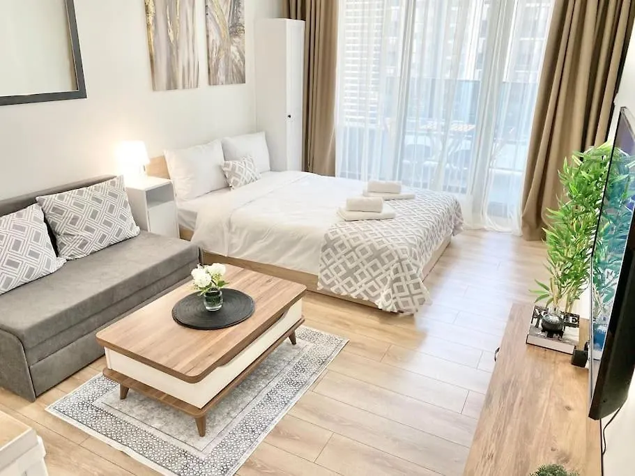 Apartament Best Studio For Business & Family Super Fast Wi-Fi Płowdiw