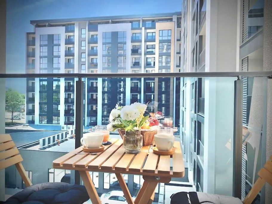 Apartament Best Studio For Business & Family Super Fast Wi-Fi Płowdiw 0*,